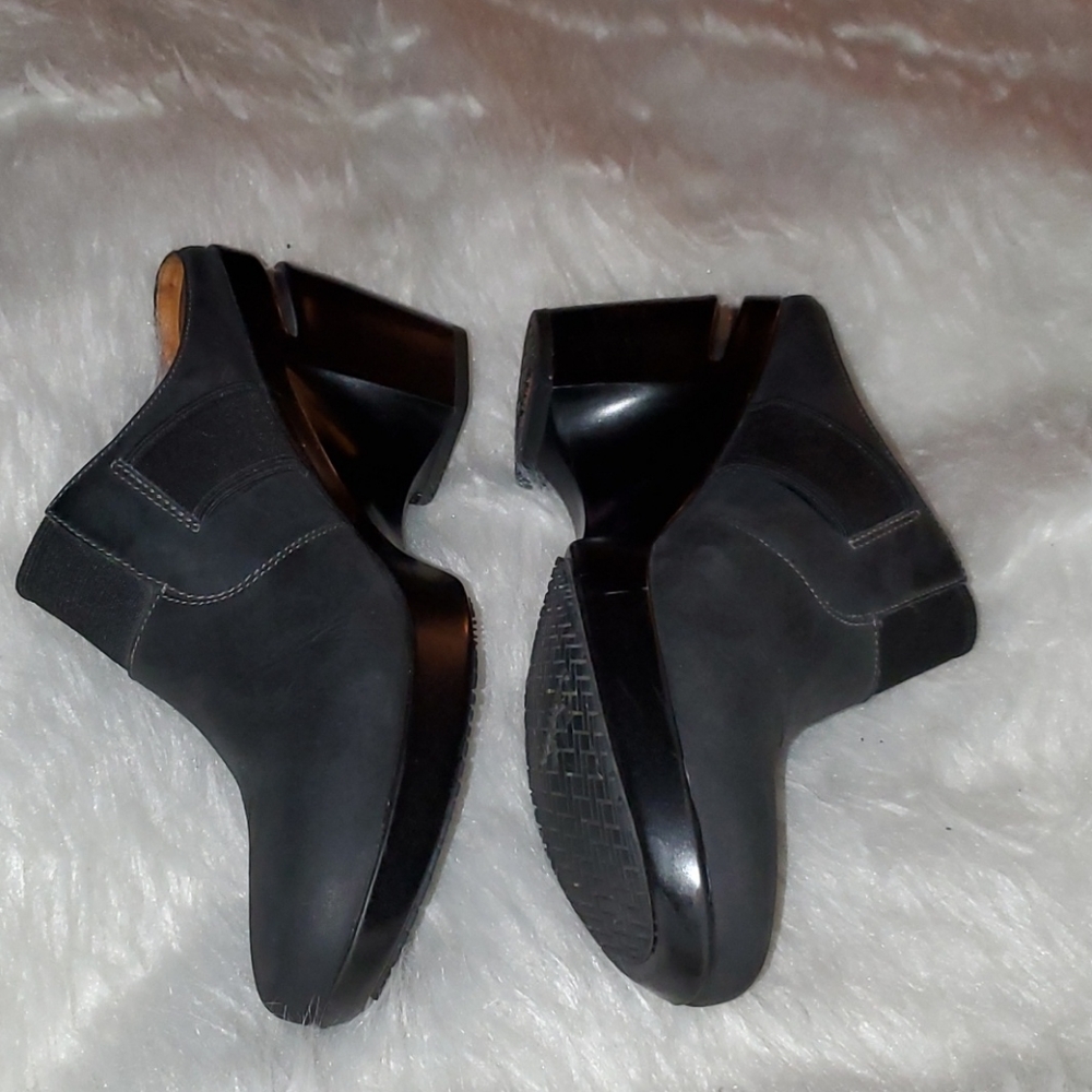 Cole Haan S. 7.5 Nike air Black Leather Mules